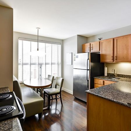 Hyatt House Naperville/Warrenville Ngoại thất bức ảnh