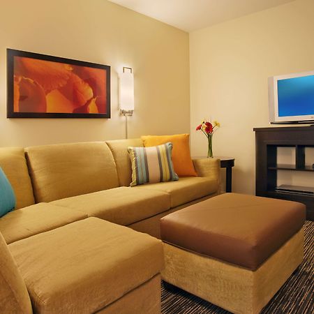 Hyatt House Naperville/Warrenville Ngoại thất bức ảnh